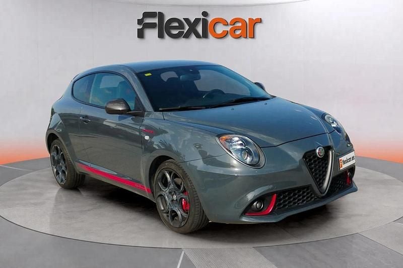Usado Alfa Romeo MiTo Veloce 170 CV (125 kW) 2018 Gris Utilitario