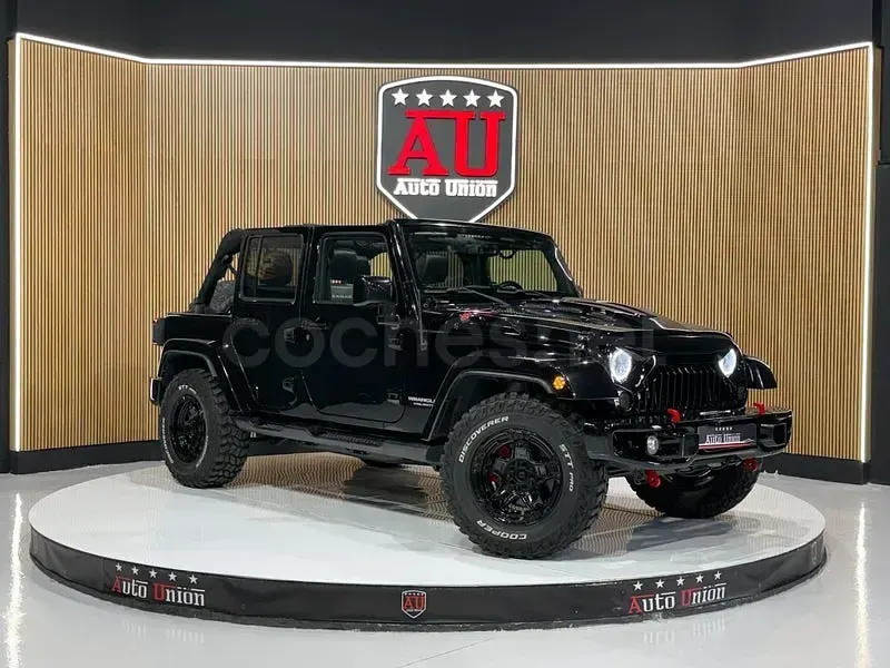Usado Jeep Wrangler Unlimited Sahara 200 CV (147 kW) 2015 Negro SUV
