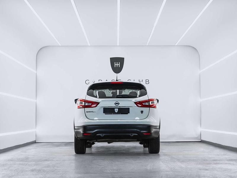 Usado Nissan Qashqai N-Connecta 131 CV (96 kW) 2017 Blanco SUV