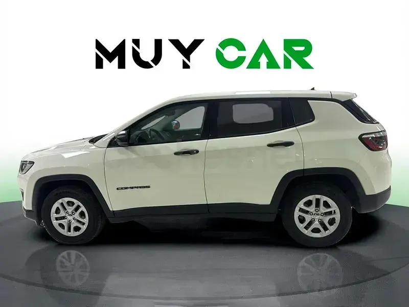 Usado Jeep Compass Sport 140 CV (102 kW) 2018 Blanco SUV
