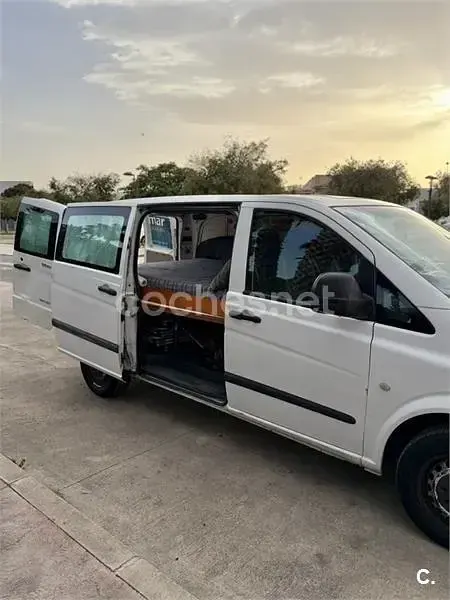 Usado Mercedes Vito Marco Polo 114 CV (83 kW) 2014 Blanco Van