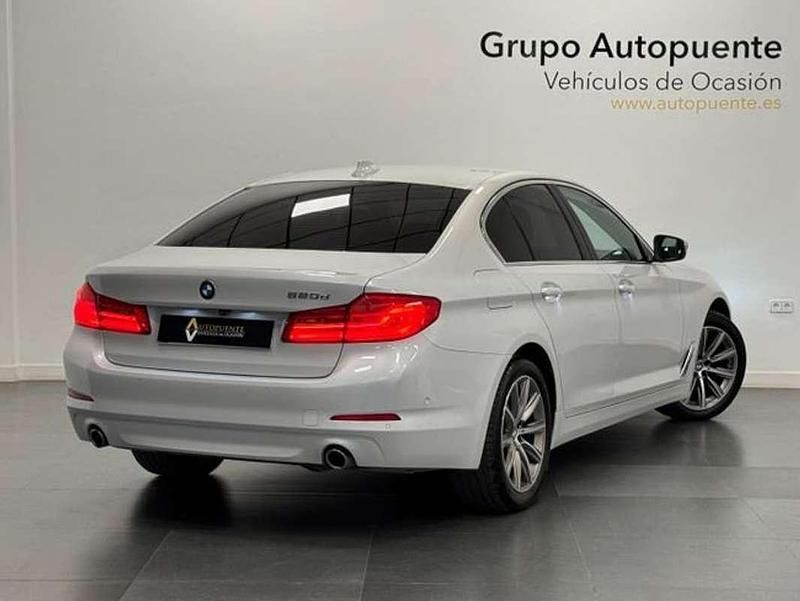 Usado BMW 320 Comfort Edition 190 CV (139 kW) 2018 Blanco Berlina
