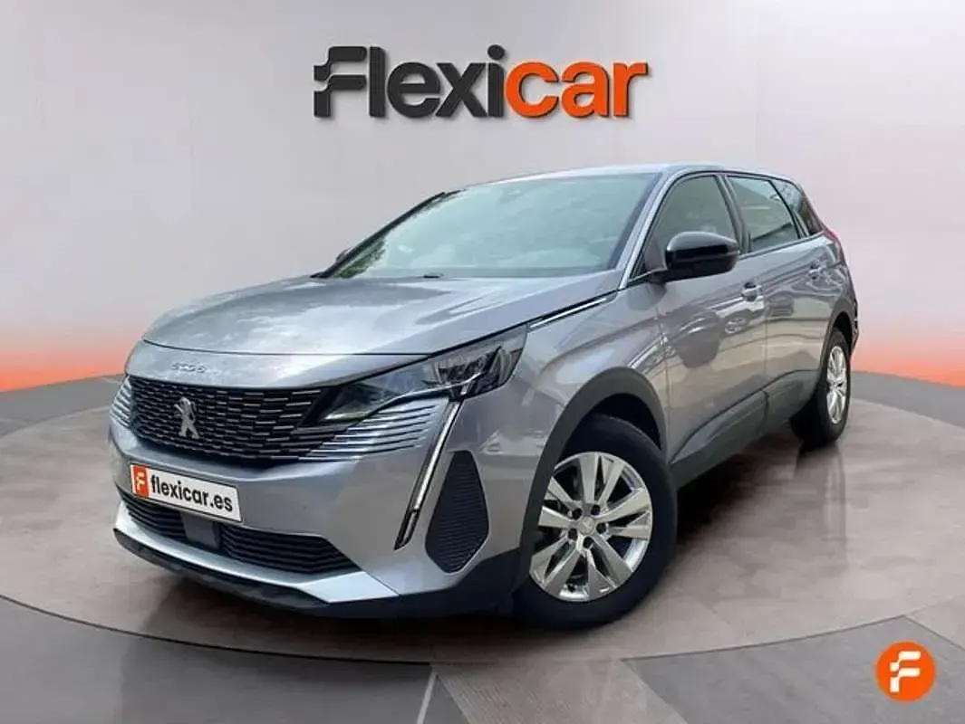 Begagnad Peugeot 5008 Active 136 HK (100 kW) 2024 Grå SUV