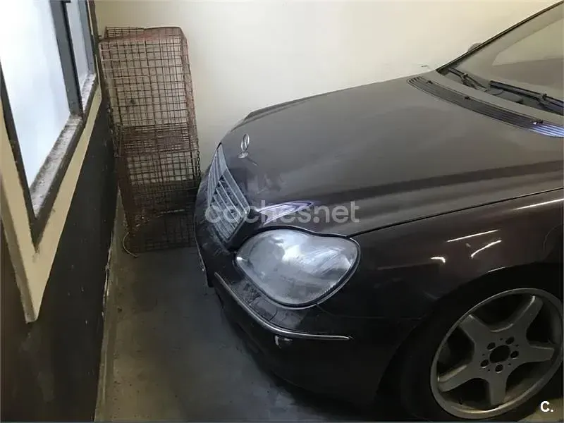 Usado Mercedes S400 250 CV (183 kW) 2001 Violeta / lila Berlina