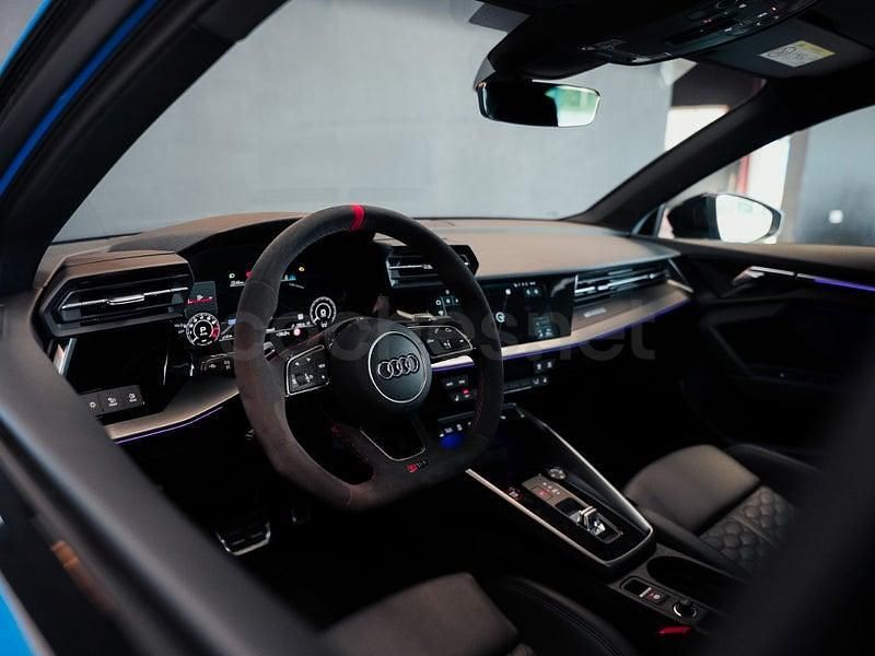 Usado Audi RS3 400 CV (294 kW) 2023 Azul Berlina