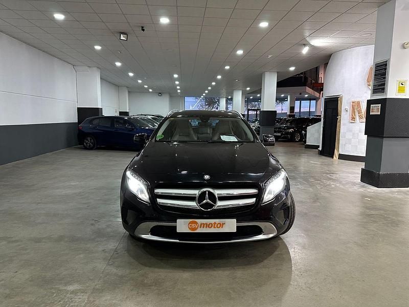 Usado Mercedes GLA200 Urban 136 CV (100 kW) 2017 Negro SUV