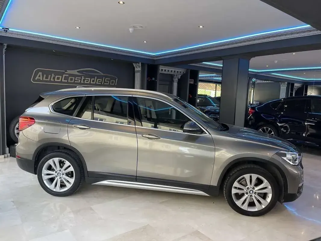 Usado BMW X1 Sport Line 150 CV (110 kW) 2016 Marrón SUV
