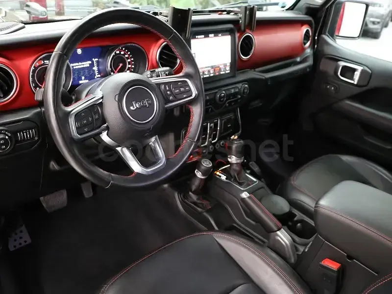 Usado Jeep Wrangler Rubicon 200 CV (147 kW) 2020 Negro SUV