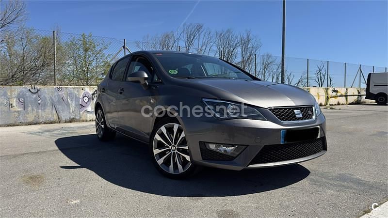 Usado Seat Ibiza FR 115 HP (84 kW) 2017 Cinzento Sedan