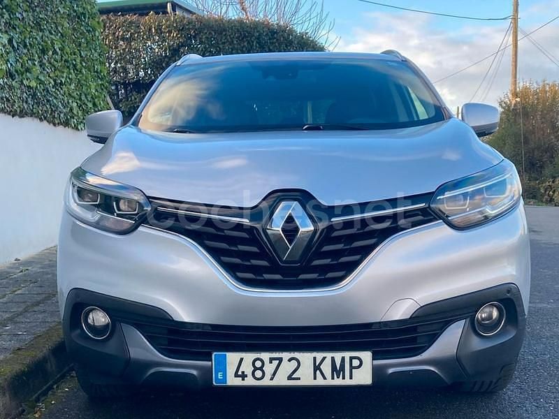 Usado Renault Kadjar Zen 130 CV (95 kW) 2018 Gris / plata SUV
