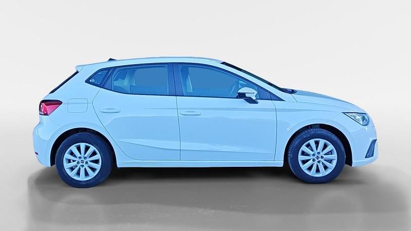Usado Seat Ibiza Style 110 CV (80 kW) 2023 Blanco Berlina