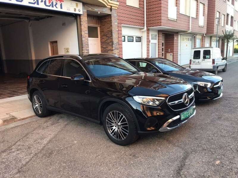 Negro Usado 2023 Mercedes GLC220 SUV | 59.500 € - Imagen 1/4