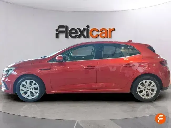 Usado Renault Mégane II Intens 115 CV (84 kW) 2021 Rojo Berlina
