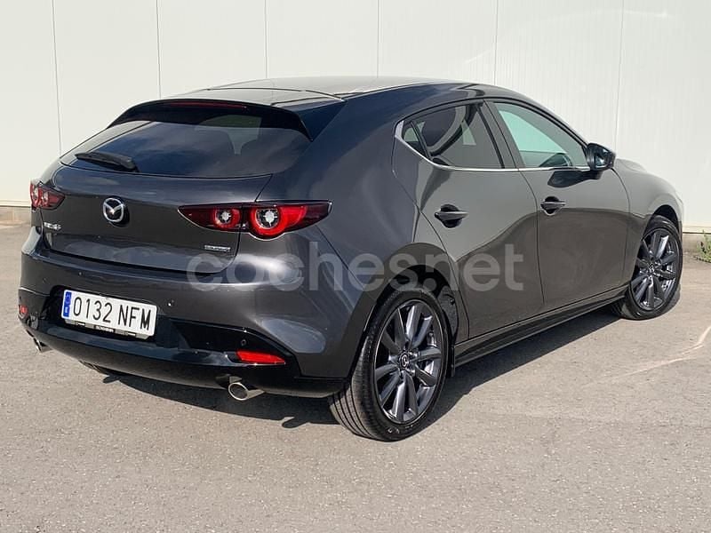 Usado Mazda 3 Center-Line 140 CV (102 kW) 2025 Blanco Berlina