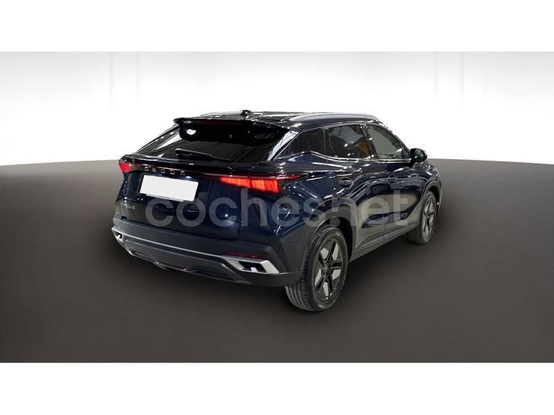 Usado Omoda 5 147 CV (108 kW) 2025 Azul SUV