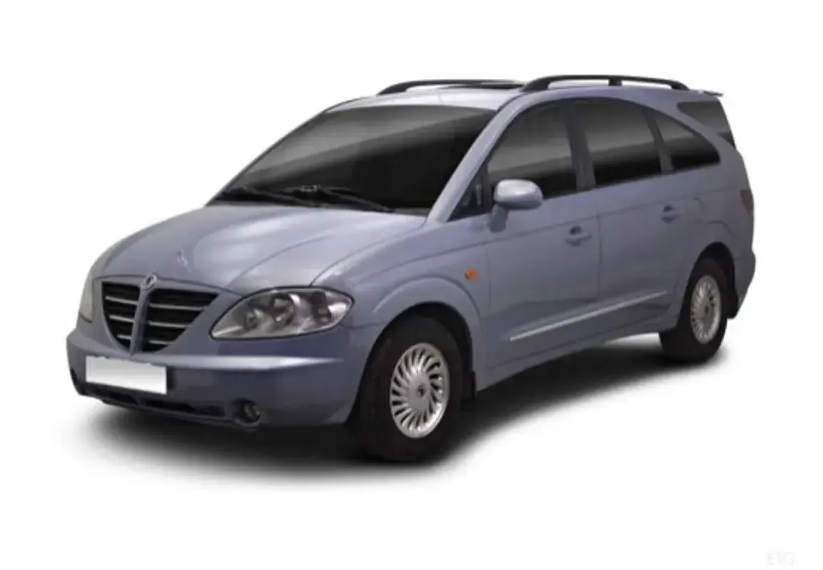 Usado SsangYong Rodius 165 CV (121 kW) 2010 Negro Monovolumen