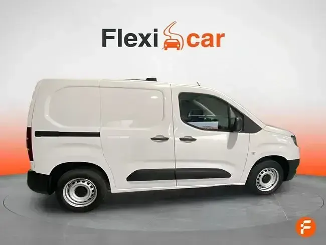 Usado Toyota Proace City City 102 CV (75 kW) 2020 Blanco Monovolumen