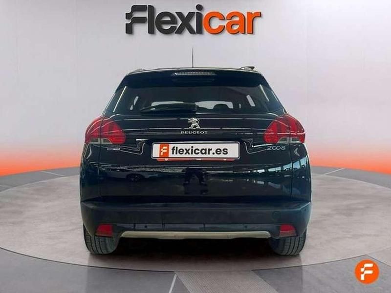 Usado Peugeot 2008 Allure 110 CV (80 kW) 2016 Negro SUV