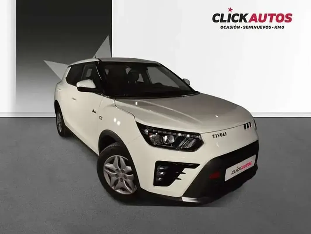 Usado SsangYong Tivoli 135 CV (99 kW) 2024 Blanco SUV