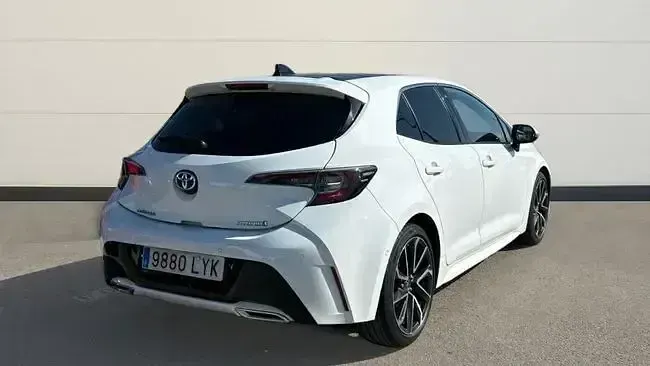 Usado Toyota Corolla Advance 184 CV (135 kW) 2022 Blanco Berlina