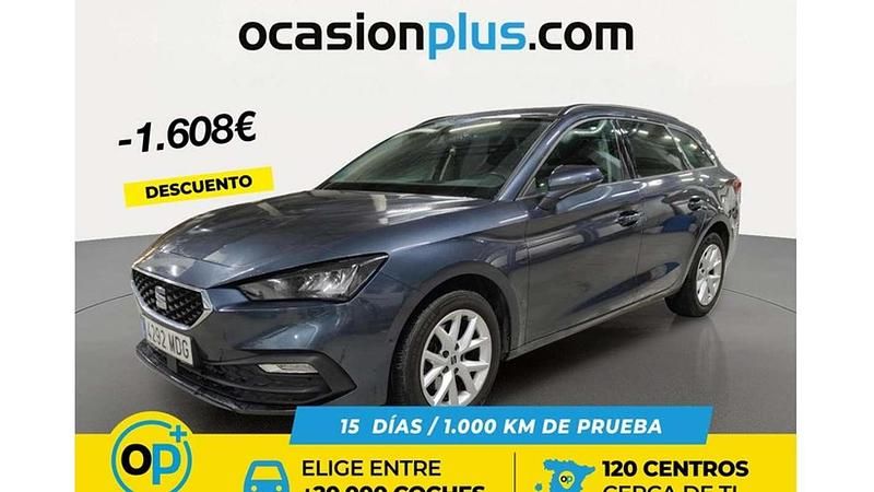 Usado Seat Leon ST Style 110 CV (80 kW) 2023 Gris Familiar