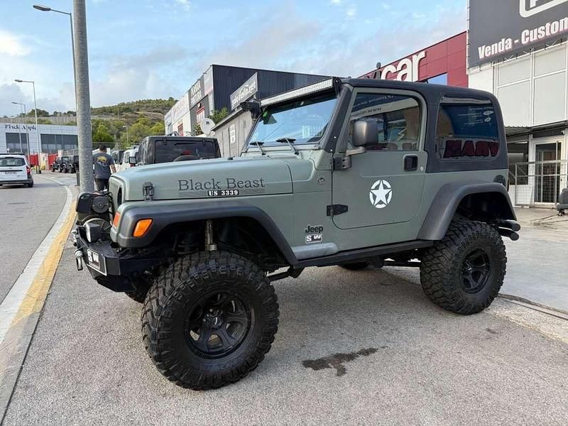 Usado Jeep Wrangler Sport 177 CV (130 kW) 2005 Verde SUV