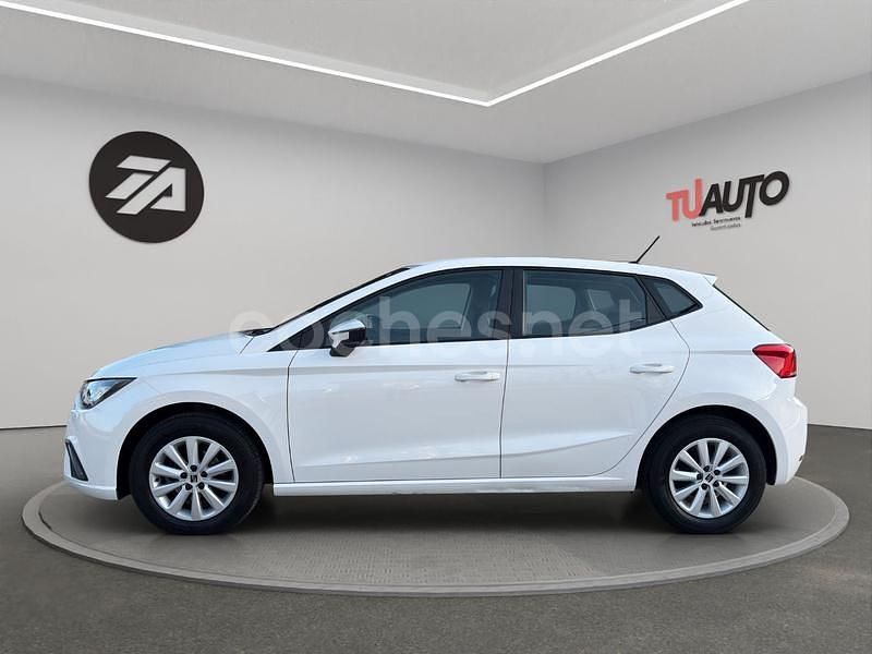 Usado Seat Ibiza Style 80 CV (58 kW) 2023 Blanco Berlina