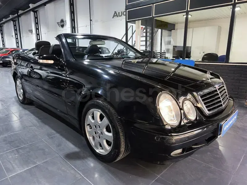 Usado Mercedes CLK230 Avantgarde 197 CV (144 kW) 2001 Negro Coupe