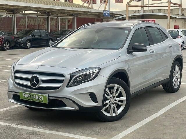 Gris Usado 2015 Mercedes GLA250 Urban SUV | 19.999 € (Precio justo) - Imagen 1/4