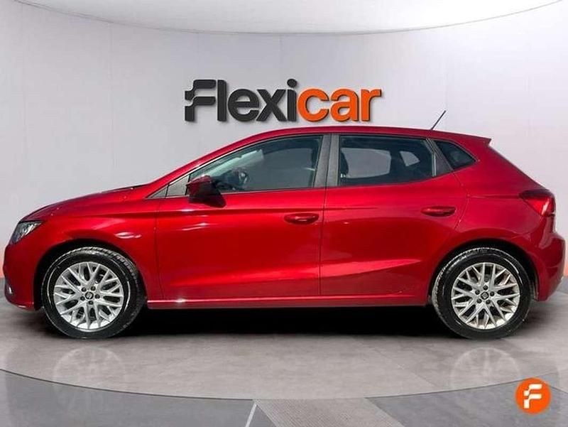 Używany Seat Ibiza Reference 95 KM (69 kW) 2017 Czerwony Hatchback