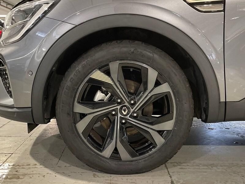 Usado Renault Arkana Engineered 143 CV (105 kW) 2022 Gris SUV