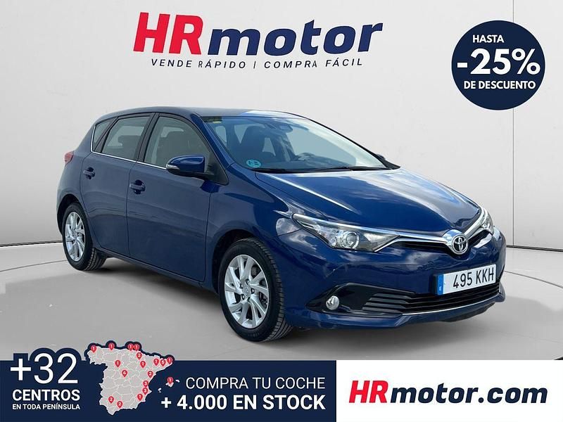 Usado Toyota Auris Business Edition 116 CV (85 kW) 2018 Azul Berlina