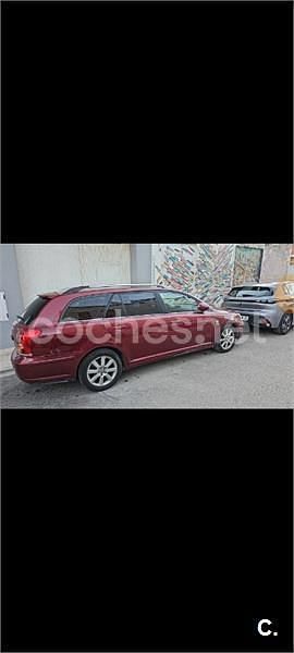 Granate Usado 2005 Toyota Avensis Executive Familiar | 2500 € (Caro) - Imagen 1/4