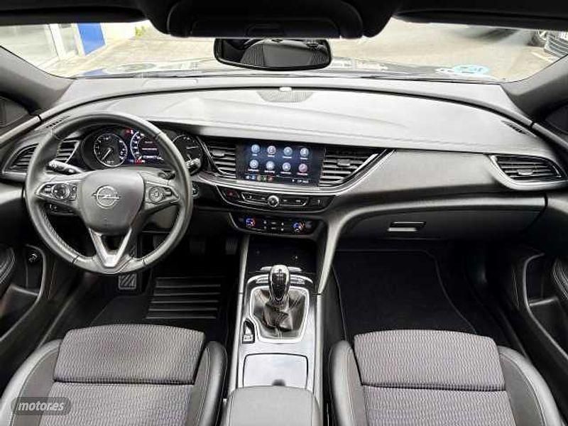 Usado Opel Insignia Business Elegance 122 CV (89 kW) 2021 Gris Familiar