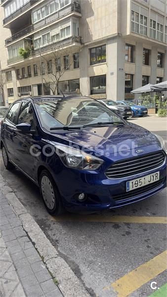 Usado Ford Ka Plus 70 CV (51 kW) 2017 Azul Utilitario