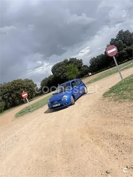 Usado Renault Clio II 172 CV (126 kW) 2004 Azul Berlina