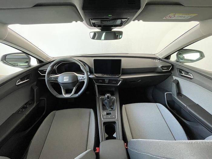 Usado Seat Leon Style 116 CV (85 kW) 2025 Gris Berlina