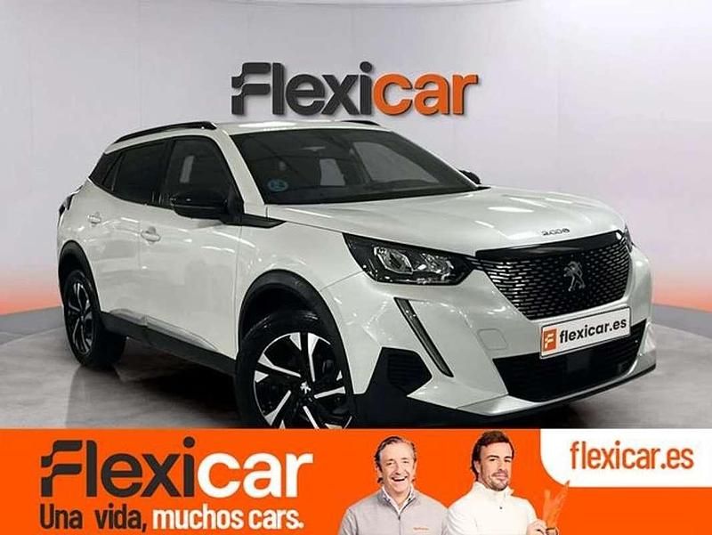 Usado Peugeot 2008 Allure 131 CV (96 kW) 2023 Blanco SUV