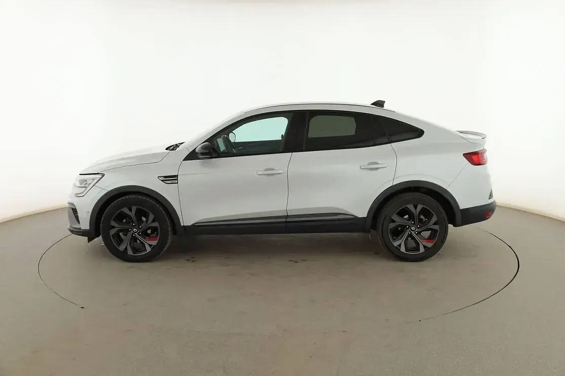 Usado Renault Arkana R.S. 140 CV (102 kW) 2021 Blanco SUV