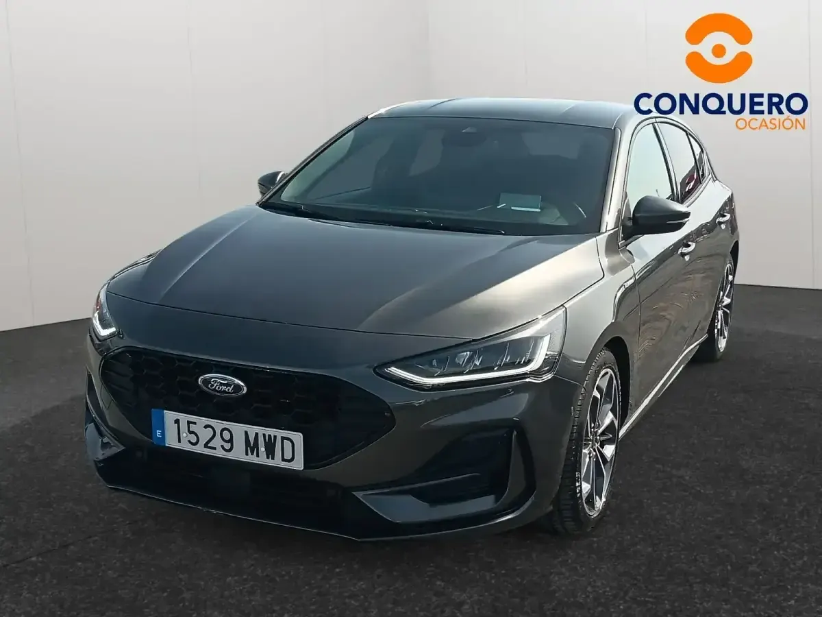 Usado Ford Focus ST-Line X 125 CV (91 kW) 2024 Gris / plata Berlina