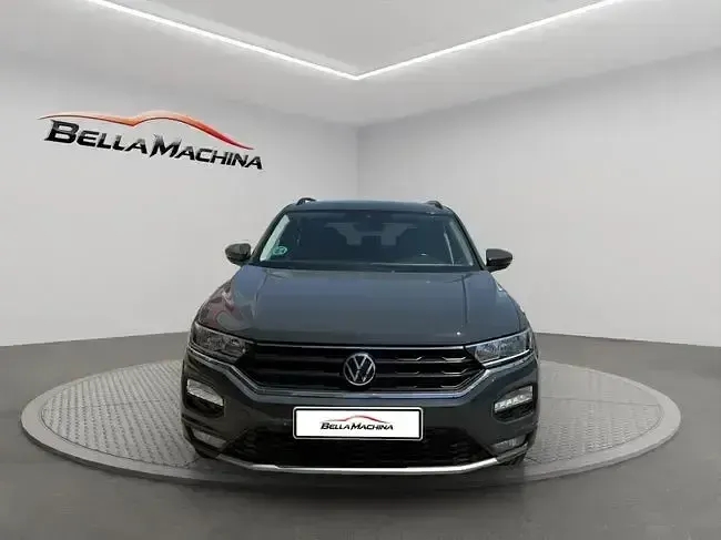 Usado VW T-Roc Advance 150 CV (110 kW) 2022 Gris SUV