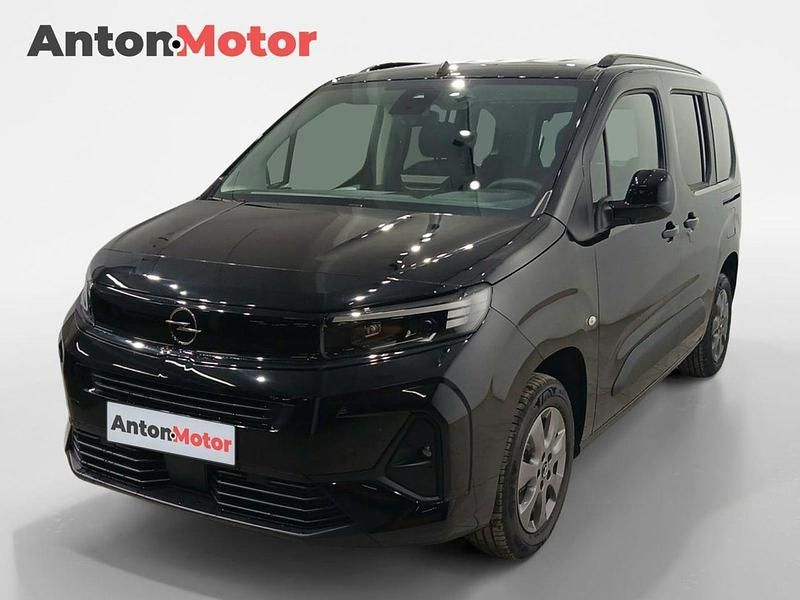 Usado Opel Combo S 100 CV (73 kW) 2024 Negro Monovolumen