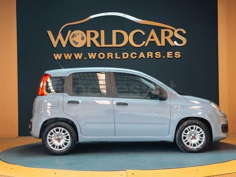 Usado Fiat Panda 70 CV (51 kW) 2022 Gris / plata Utilitario