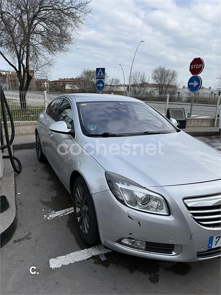 Usado Opel Insignia Cosmo 220 CV (161 kW) 2009 Gris / plata Berlina