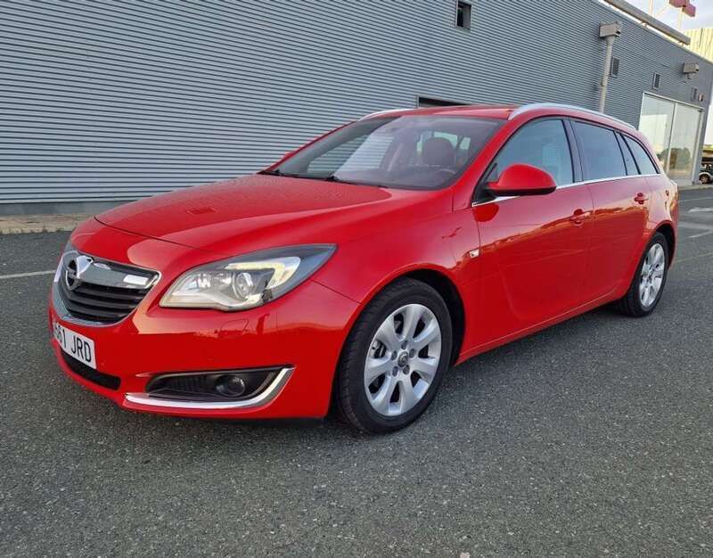 Rojo Usado 2016 Opel Insignia Selective Familiar | 6499 € (Buen precio) - Imagen 1/4