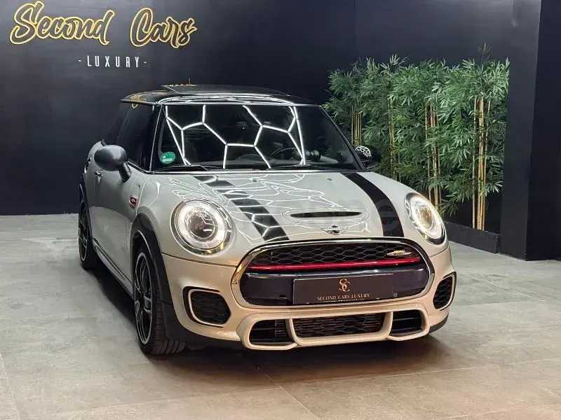 Usado Mini John Cooper Works 231 CV (169 kW) 2016 Blanco Utilitario