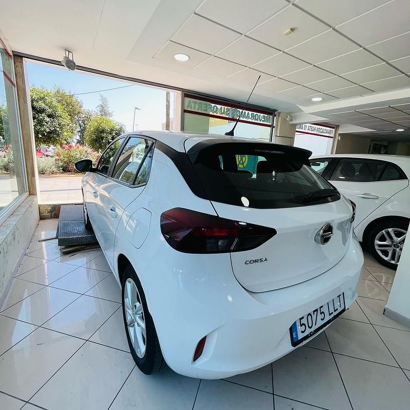 Usado Opel Corsa Selective 100 CV (73 kW) 2020 Blanco