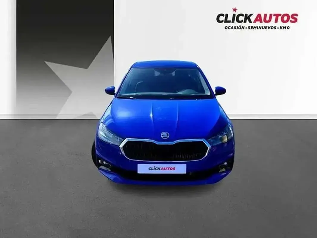 Usado Skoda Fabia Selection 116 CV (85 kW) 2025 Azul Utilitario