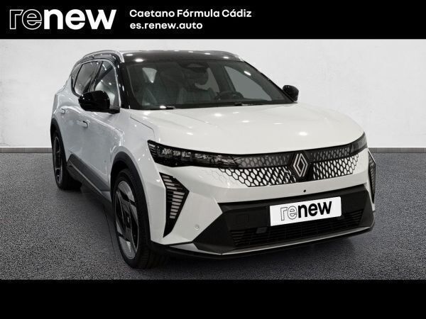Usado Renault Scénic Iconic 160 kW (218 CV) 2024 Blanco nacarado techo negro Monovolumen