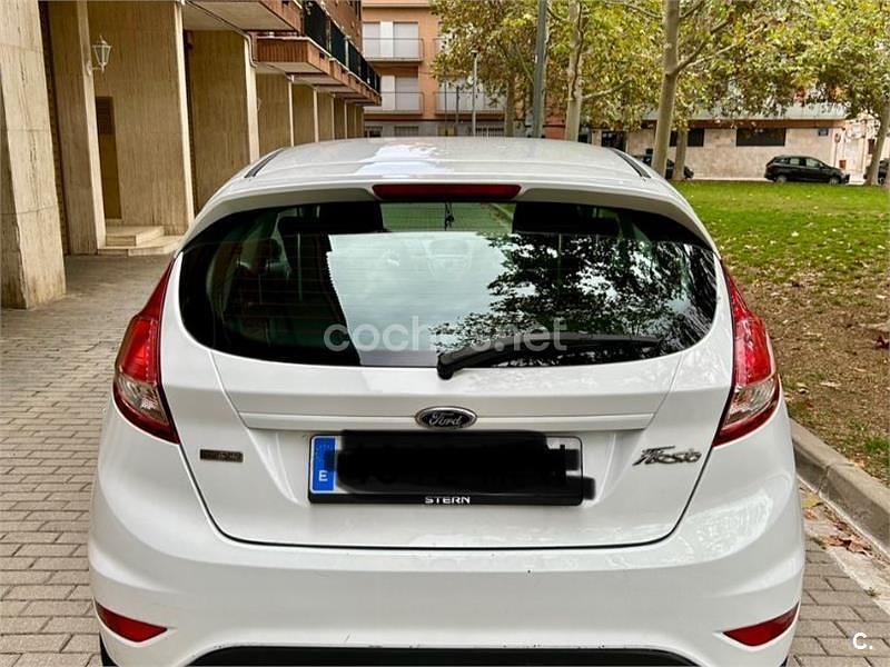 Blanco Usado 2013 Ford Fiesta Sport Berlina | 4300 € (Buen precio) - Imagen 1/4